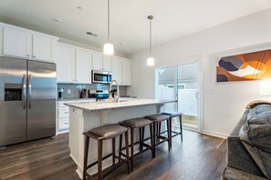 Private kitchen - Landing Apartments - Port Wentworth (Port Wentworth)