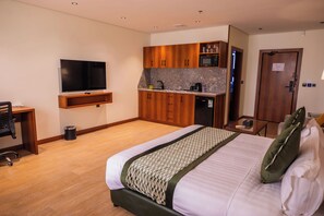 In-room safe, iron/ironing board, free WiFi - Suite park serviced apartment  (Jeddah)