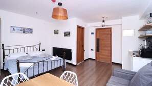 Bed sheets - Gudauri Bright Apt, Near Main Lift - By Wehost (Gudauri)