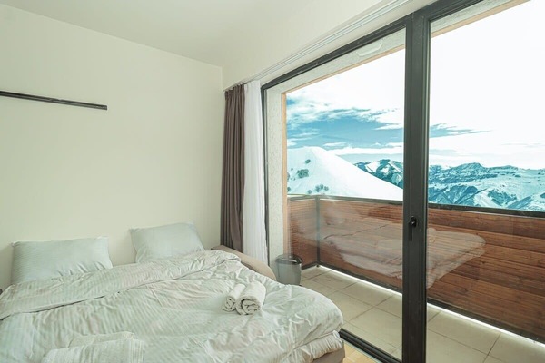 Enjoy a restful night's sleep on the spacious sofa bed, adorned with fresh, hotel-quality linens that ensure maximum comfort and a luxurious feel throughout your stay.