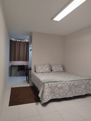 3 bedrooms, free WiFi, bed sheets, wheelchair access - Cozy apartment in a prime area near shopping malls, parks, theaters, and restaurants. (Belém)
