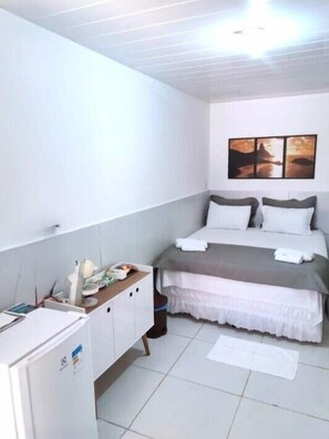 Standard Quadruple Room | Minibar, free WiFi