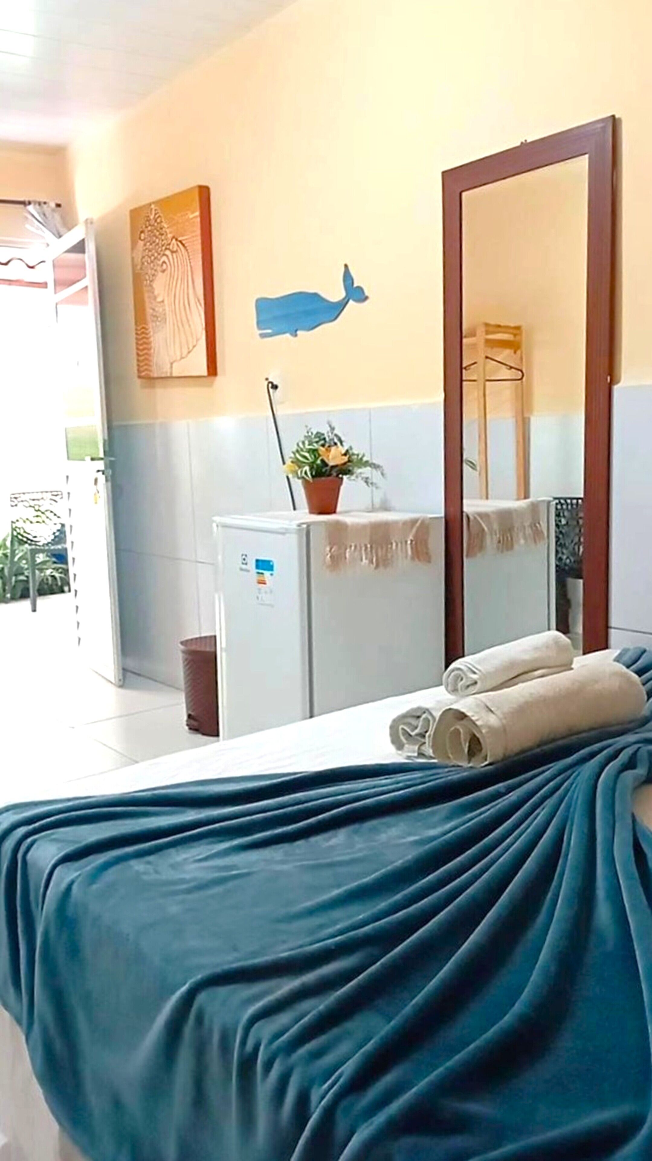 Standard Triple Room | Minibar, free WiFi