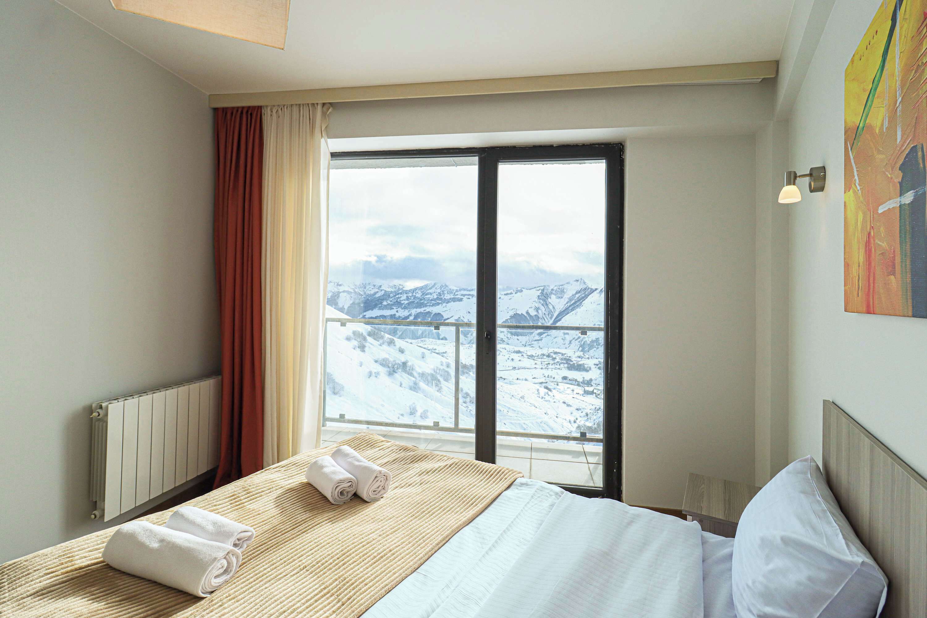 Tabla de planchar con plancha y wifi 