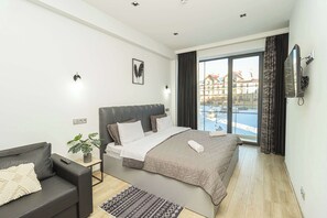 1 bedroom, WiFi, bed sheets