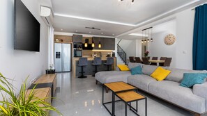 TV - Villa Luminosa by Villas Guide (Kraljevica)