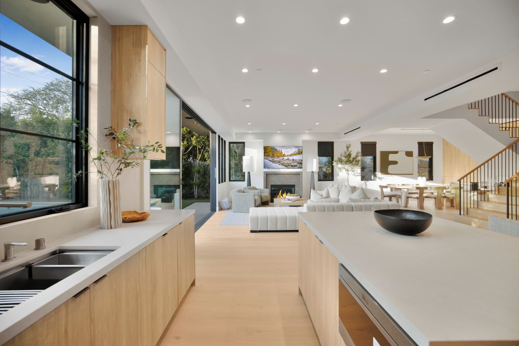 ลักซ์ชัวรี่วิลล่า, หลายเตียง, ใช้สระว่ายน้ำได้, วิวสระว่ายน้ำ (Kraft Villa) | บริเวณนั่งเล่น