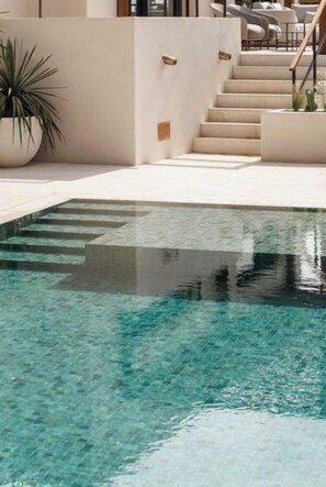 Alberca al aire libre por temporada 