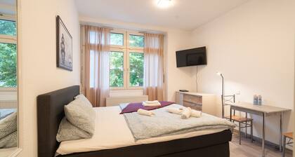 Modernes Studio Koblenz – mit Küche & WLAN
