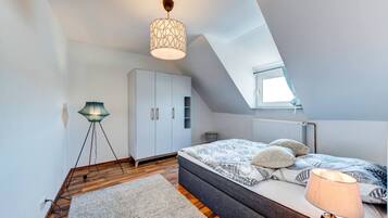 Reisekinderbett, WLAN, Bettwäsche