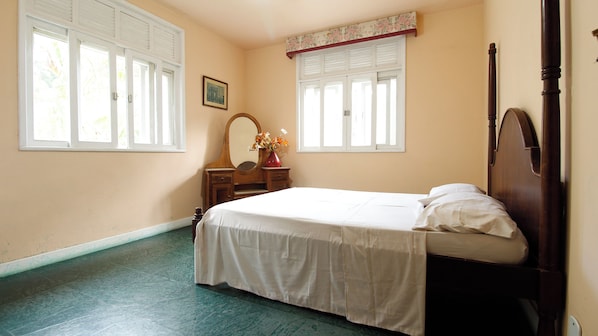 Blackout drapes, iron/ironing board, free WiFi, bed sheets