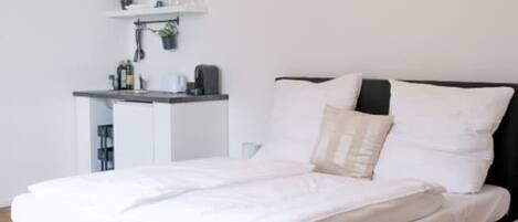 Schreibtisch, Bügeleisen/Bügelbrett, WLAN, Bettwäsche