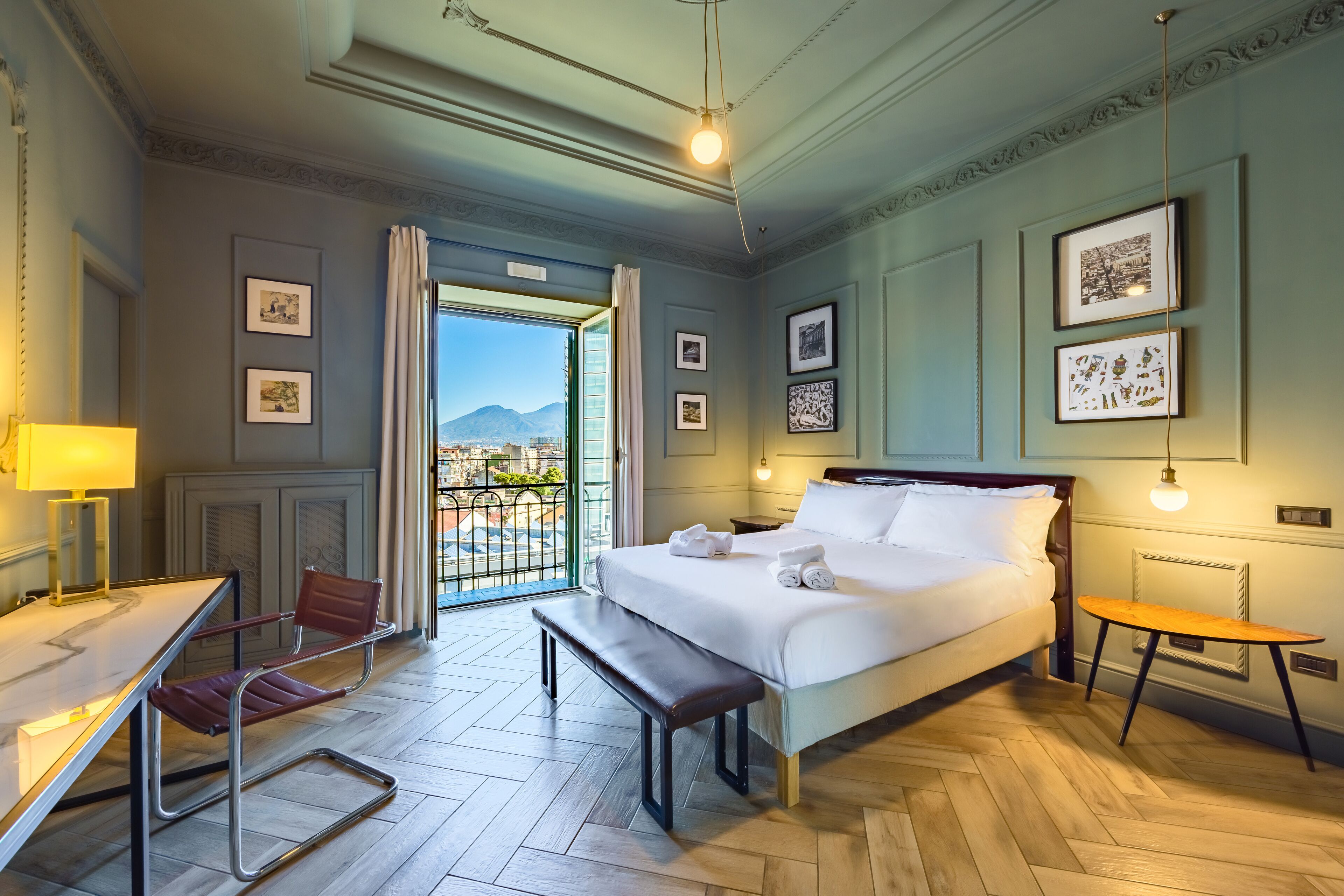 Apartment (3 Bedrooms) | 4 Schlafzimmer, laptopgeeigneter Arbeitsplatz, Bettwäsche