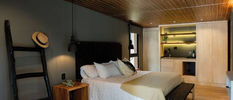 Suite, Balcony, Lagoon View