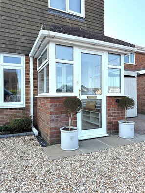 Exterior detail - Seaside retreat in Mudeford (Christchurch)