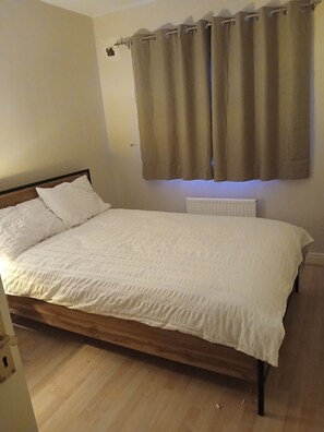 Shared Dormitory, 1 Bedroom, Smoking