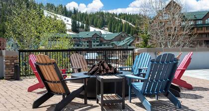 Ski Mountain Condo, located in Winter Park Resort's Founder's Pointe Building, I