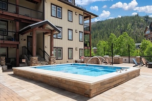Pool - Modern 1 bedroom with private balcony offering mountain views, bedroom with fire (Winter Park)