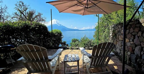 Charming 1-bedroom cottage in welcoming Panajachel getaway