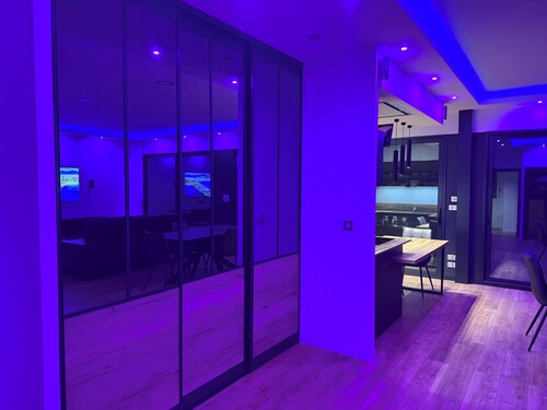 Magnifique loft luxe avec prestations haut de gamme.