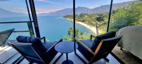 Sunset Villa w/ lake access