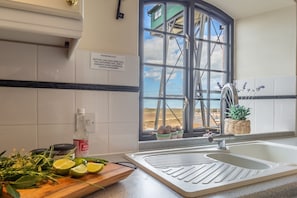 Interior - Apartment 2 the Granary, Wells-next-the-sea (Wells-next-the-Sea)
