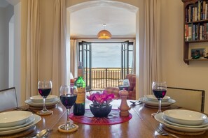 Dining - Apartment 2 the Granary, Wells-next-the-sea (Wells-next-the-Sea)