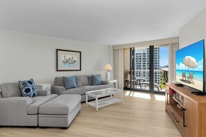 TV - South Seas Beachfront Haven (Marco Island)