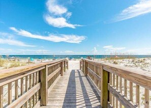On the beach - Island Sunrise 463 by Liquid Life (Gulf Shores)