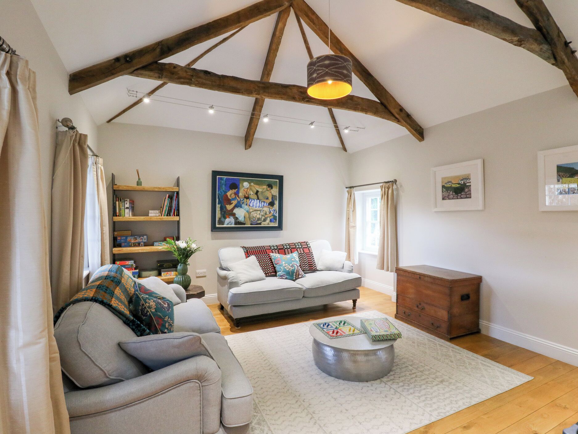 บริเวณนั่งเล่น