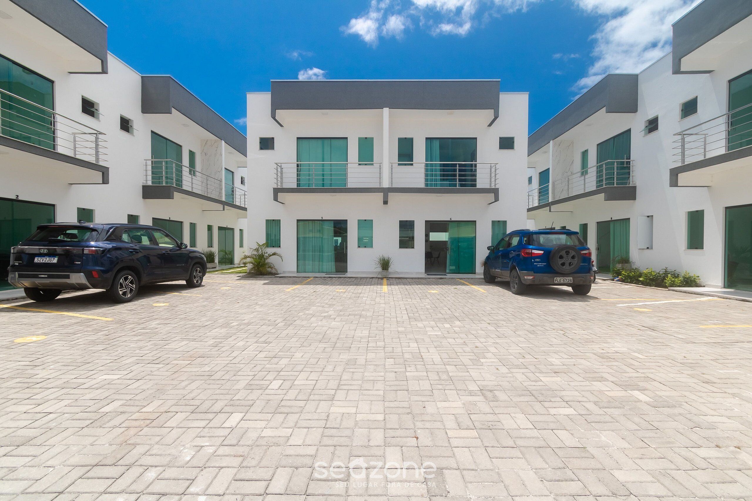 Basic Apartment | Exterior