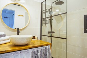 Hair dryer, towels - Charming duplex with sea view, swimming pool and close to the beach (Le Gosier)