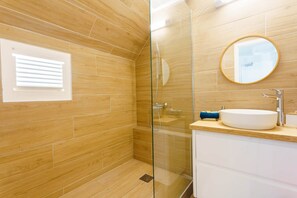Hair dryer, towels - Charming and cosy T2 with sea view and pool access (Le Gosier)