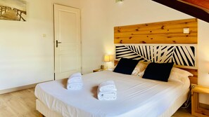 2 bedrooms, iron/ironing board, WiFi, bed sheets - Beautiful apartment, pool and beach access - Caye d'Argent (Le Gosier)