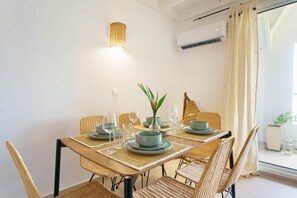 Dining - Magnificent new apartment with sea view - Cocon Karukera (Le Gosier)