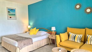 Unclassified image, 4 of 12, button - Comfortable studio with terrace, cistern and pool access (Le Gosier)