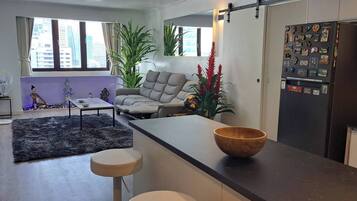 Condo, 1 Bedroom, Accessible | Living room