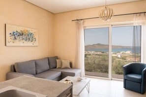 TV, offices - Pantanassa Villas – Thalia with Jacuzzi & Pool (Agia Marina)
