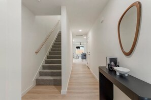 Interior - New Construction 3-bedroom house in charming Tulsa. Enjoy your stay! (Tulsa)