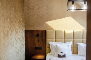 Studiosvit för familj | Skrivbord, mörkläggningsgardiner, strykjärn/strykbräda och gratis wi-fi