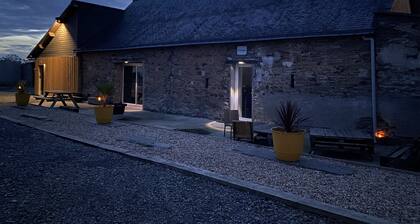 Le Nid LongĂšre studio et piĂšce de vie