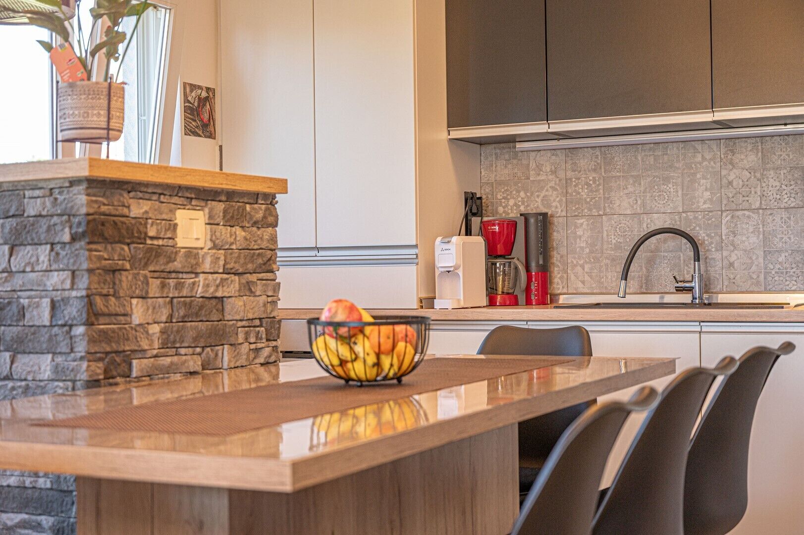 Kühlschrank, Ofen, Herdplatte, Geschirrspüler