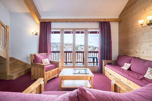 TV - Relaxing Duplex with Pool in the Mountains (Fontcouverte-la-Toussuire)