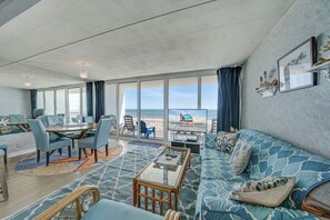 TV - Renovated 2nd floor condo by Seaside Vacations & Sales (Ocean City)