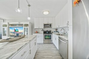 Fridge, microwave, oven, stovetop - Sea Gate 301 by Seaside Vacations & Sales (Ocean City)