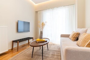 TV, offices - The MP10 Residence - Kolonaki (Athens)