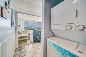 Interior - Ocean view condo Seaside Vacations & Sales (Ocean City)