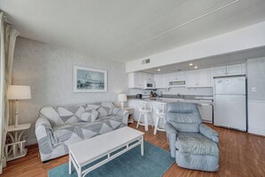 TV - Oceanfront escape with Outdoor Pool by Seaside Vacations & Sales (Ocean City)