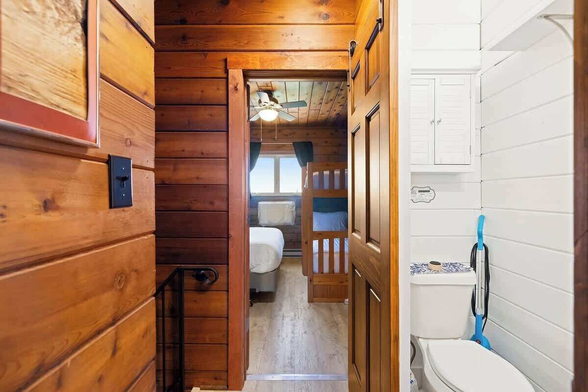 Fer et planche à repasser, Wi-Fi, draps fournis