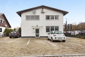Exterior - Apartment 'Motel Ambiente 3 – Luxury Studio' with Wi-Fi and Air Conditioning (Bad Säckingen)